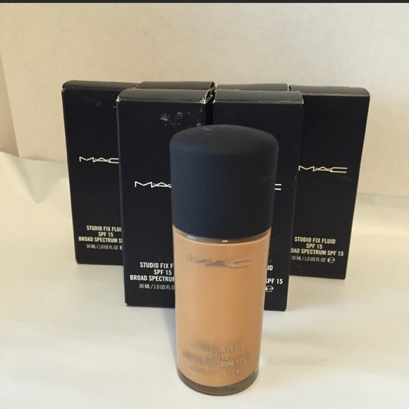 closing my closet MAY 2 2022. Everything must go. - Picture 6 of 7